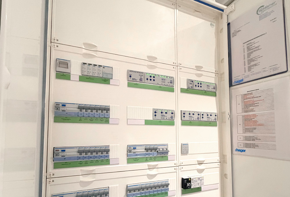 Elektroinstallationen_fuer_den_gewerblichen_Bereich Elektroinstallationen Zähleranlage