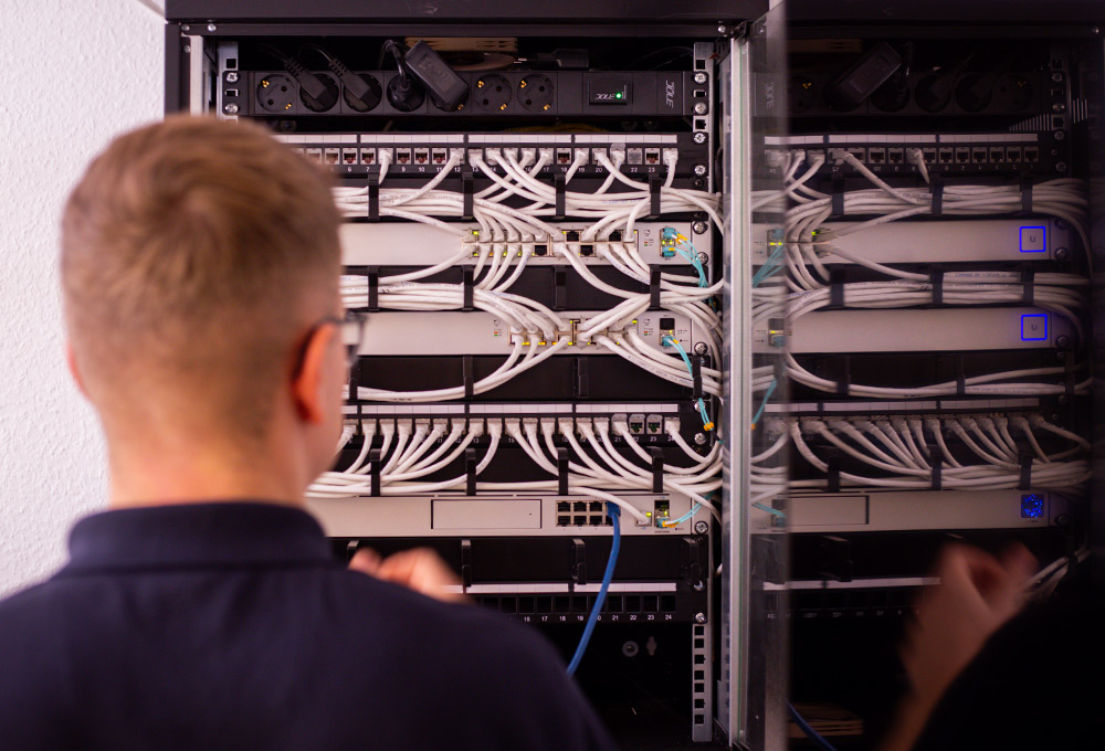 Netzwerktechnik_fuer_Neubau_und_Sanierung Netzwerktechnik für Neubau und Sanierung