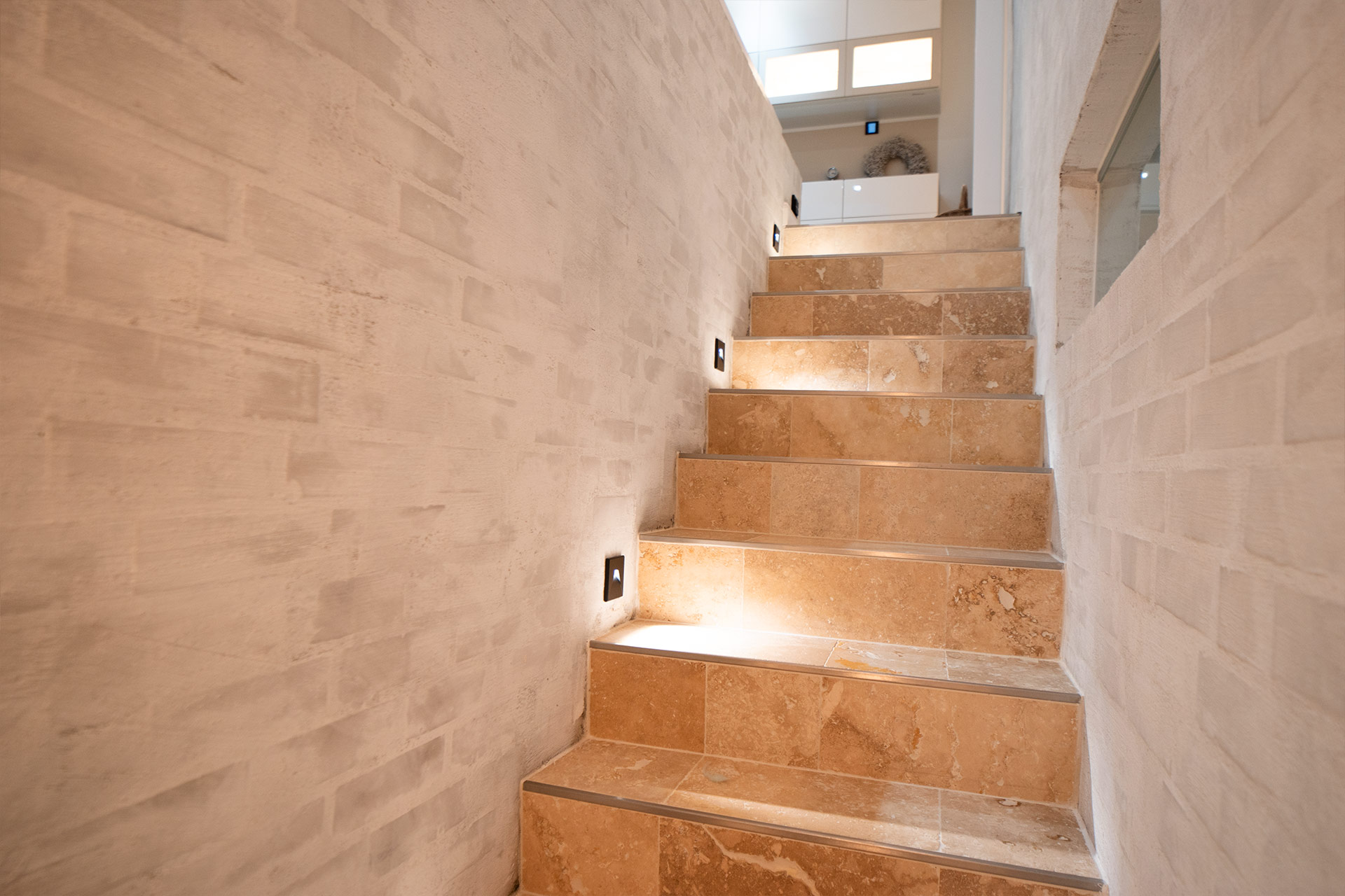 ReferenzfotosF4 Referenzfoto Treppenbeleuchtung